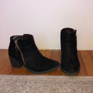 Lulus Black Booties